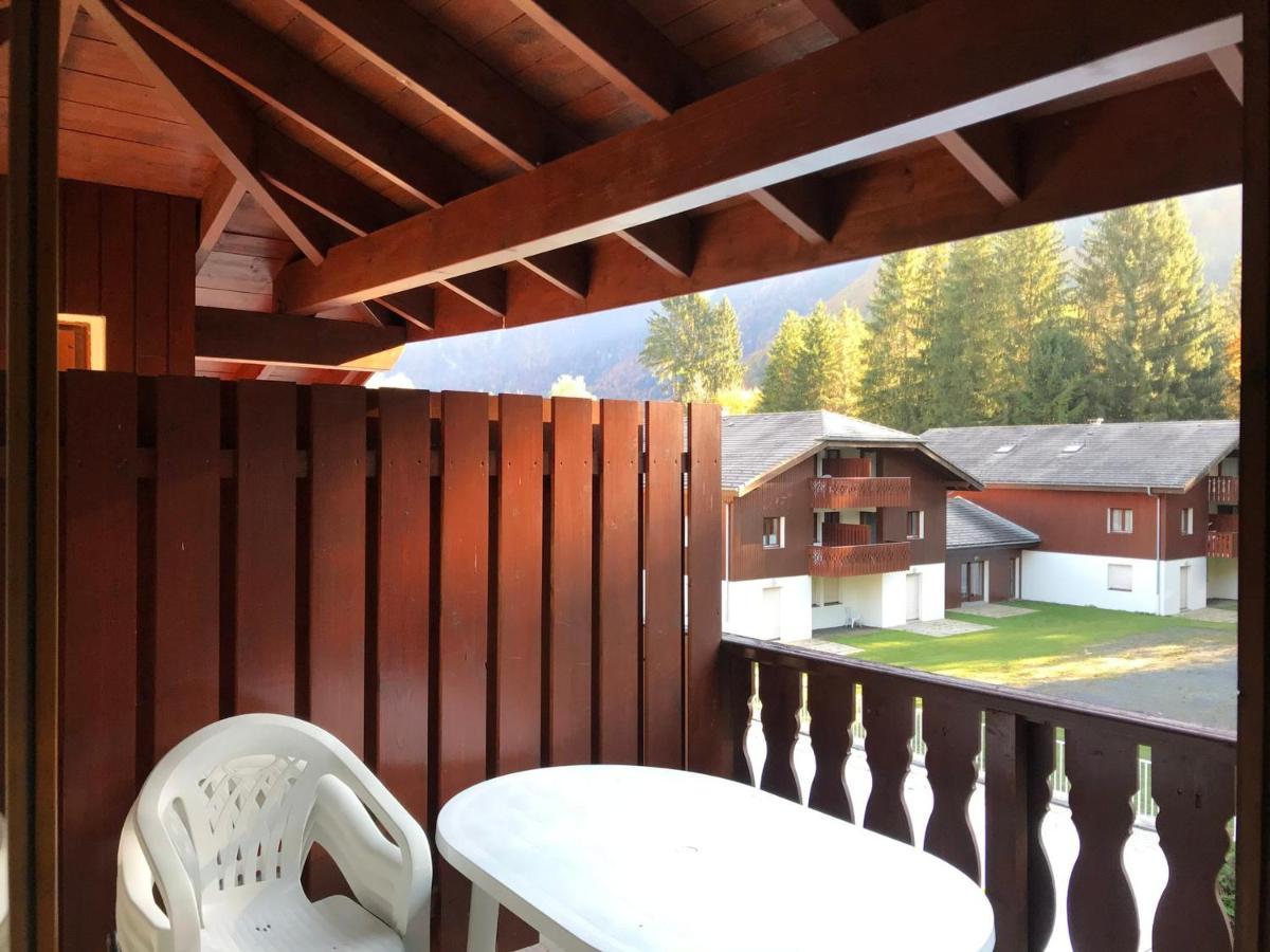 Studio Mansarde Avec Balcon, Piscine Et Parking Souterrain A Samoens - Fr-1-629-92 Bagian luar foto